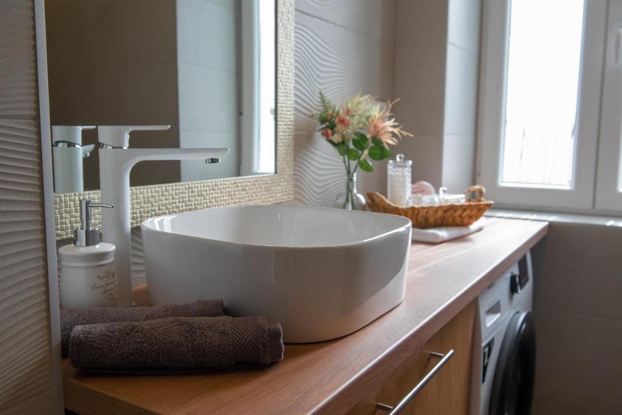 Apartment Linda - Zadar City Center ภายนอก รูปภาพ